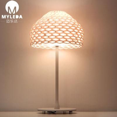 Nordic Acrylic Lampshade Living Room Pine Cone Table Lamp
