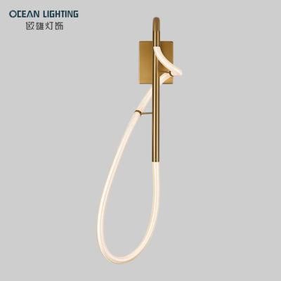 LED Indoor Wall Lamps Rotation Adjustable Wall Sconce Om82106A Dia30*H110cm