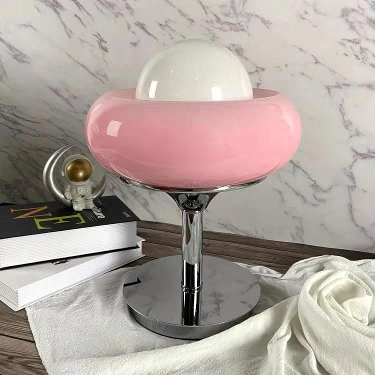 Modern Desk Lamp Metal Lighting Glass Ball Lampshade Table Lamp with Shade