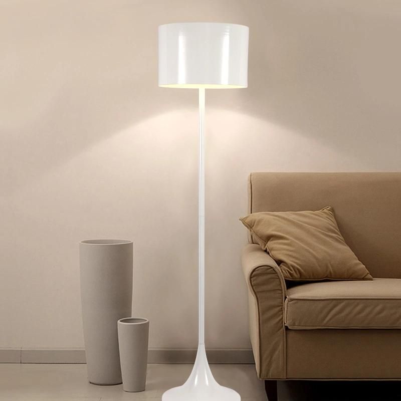 Nordic Simple Designer Floor Lights for Living Room Ssofa Bedroom Study Black LED Stand Light (WH-MFL-58)