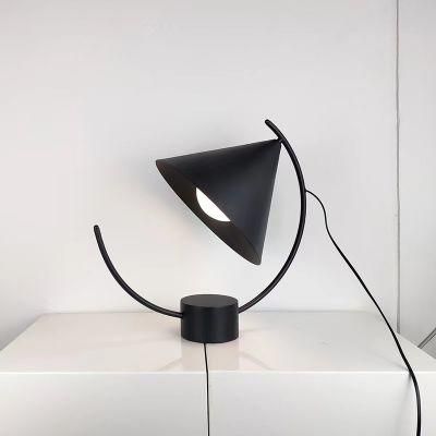 Art Fashion Table Lamp / Bedside Desk Lamp for Home, Livingroom, Bedroom