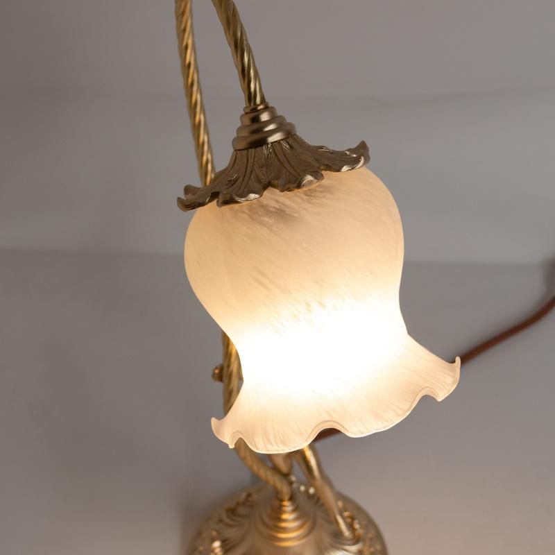 Metal Flower Design Retro Table Lamp Desk Lamp Reading Light Hotel