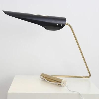 Duck-Billed Design Black Gold Metal Table Lamp Hotel Bedroom Bedside Nordic Modern E27 Table Lamp