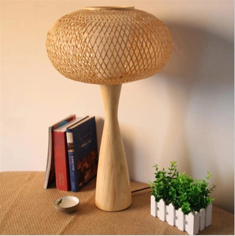 Chinese Style Garden Bamboo Table Light with Natural Wood Frame