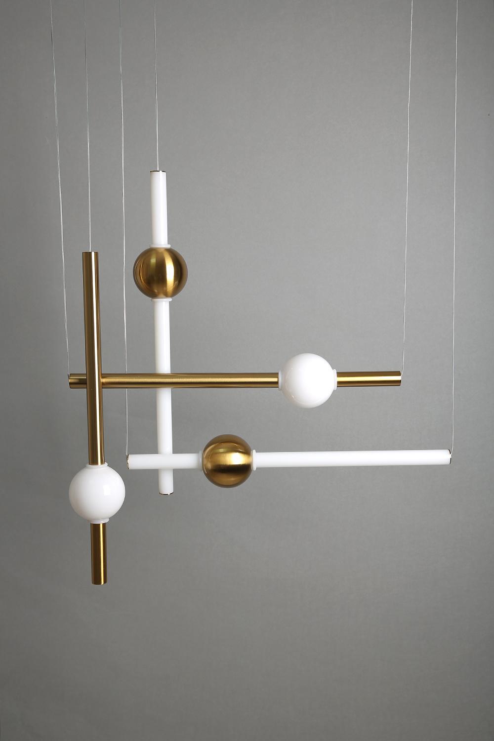 Horizontal and Vertical Metal Luminous Ball Line Chandelier