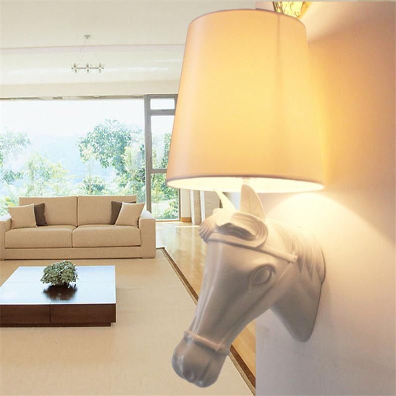 Modern Creative Design Resin Horse Head Wall Lamp Art Wall Light Hotel Aisle Lamp Corridor Wall Lamp