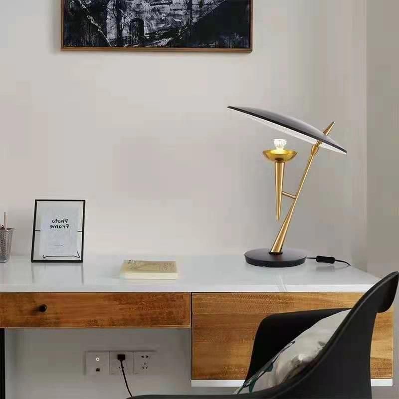 Creative Design Modern Style Table Lamp Desk Lamp Bedside Lamp
