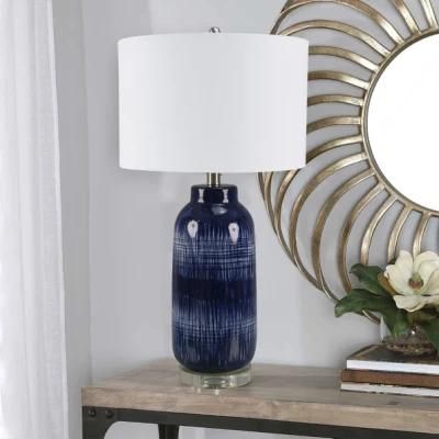High Quality Modern Design Indoor Decorative Desk Lamp Fabric Shade Metal Glass Lamp Body LED Table Lamp for Living Room