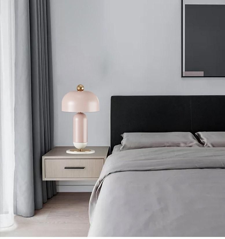 New Nordic Modern Pink Lovely Bedroom Bedside Lamp Designer Model Room Children′s Room Simple Decorative Lamp