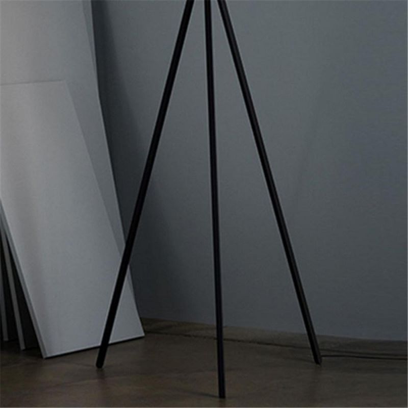 Modern Decoration Simple Thirpod Corner Floor Lamp