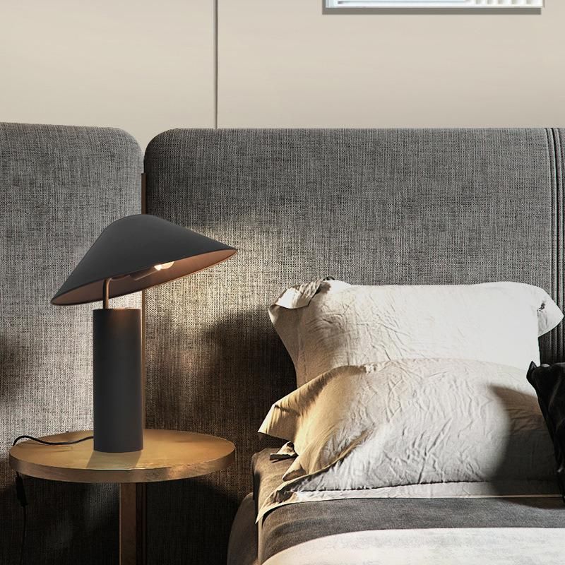 Modern E14 Table Lamps Bed Lamp Livingroom Bedroom Study Desk Mushroom Desk Lamps Black Rose Gold Light