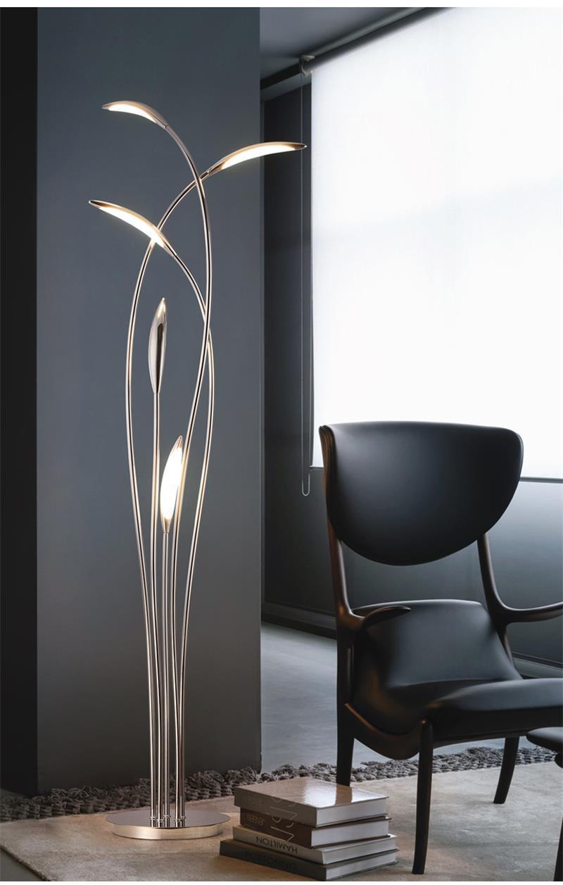 Nordic Interior Luxury Hotel Living Room Golden LED Triple Helix Linear Beam Floor Lamp