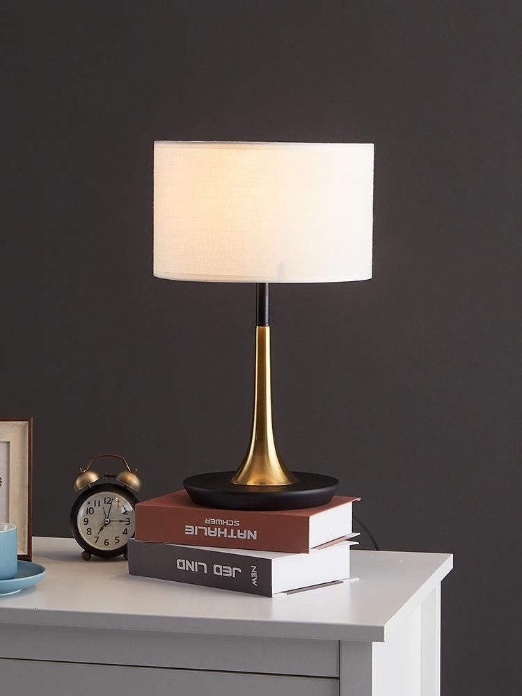 Metal Base Fabric Shade Corner Standing Modern Floor Lamps for Hotel Home Living Room Bedroom