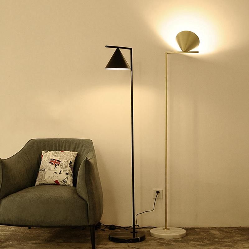 Minimalist Art Floor Lamp Adjustable Lamp Head Nordic Modern Eye-Protective E27 Metal Standing Foot Lamp (WH-MFL-13)