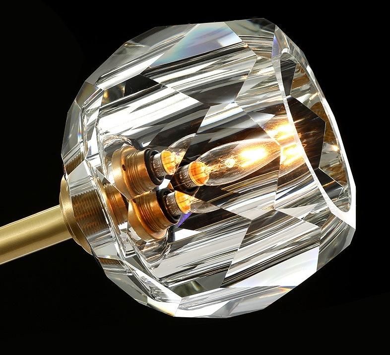 Luxury Fashion Gold Brass or Metal Clear Crystal Wall Lamp for Villa Indoor Room