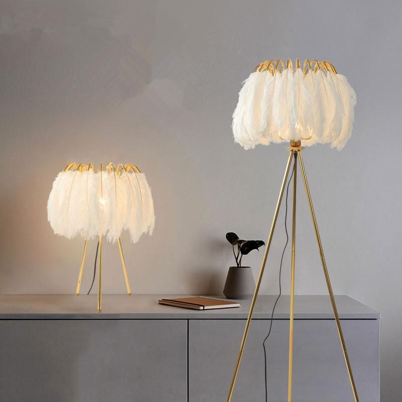 Modern Floor Lamp for Living Room Studio Bedroom Girl Room Feather Lamp (WH-MFL-26)