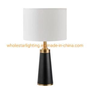 Metal Table Lamp with Fabric Shade / Bedside Lamp (WHT-806)