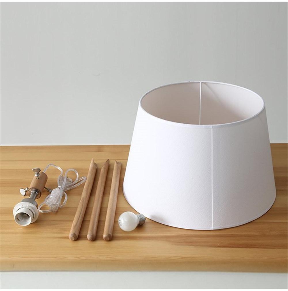 Simple Wood Bedroom Table Lamp Creative Fashion Nordic Pastoral Bedside Lamp Modern Living Room Decor Solid Wood Study Desk Lamp