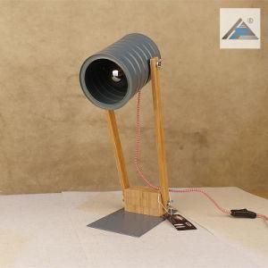 Metal Desk Lamp for Hotel Decorative (C5007390-2)