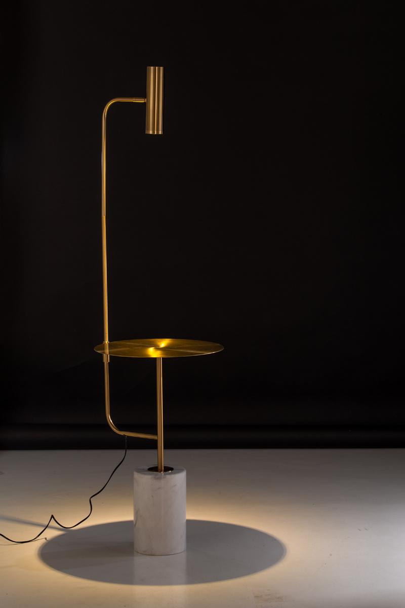 2022 New Design 360 Degree Rotating Modern Marble Golden LED Floor Lamp