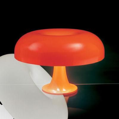 2022 Designer Table Simple Living Bedroom Bedside Model Room Retro Mushroom Decorative Lamps Table Lamp
