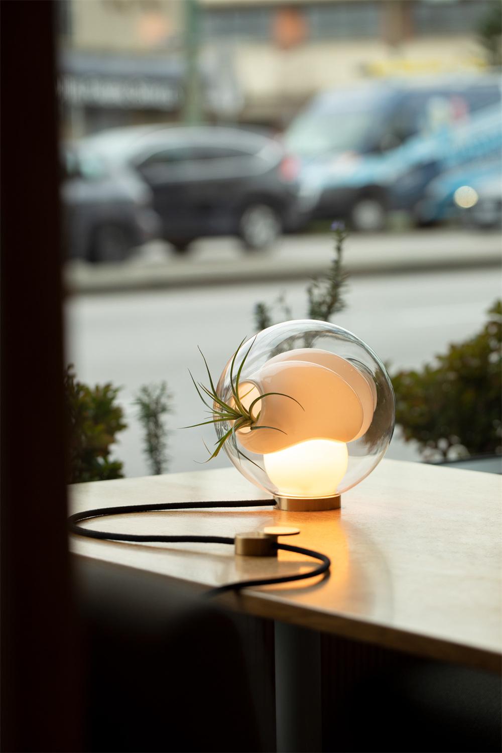 2022 Modern Design Glass Wood Decorative Table Lamps with Square Round Clear Glass Lamp