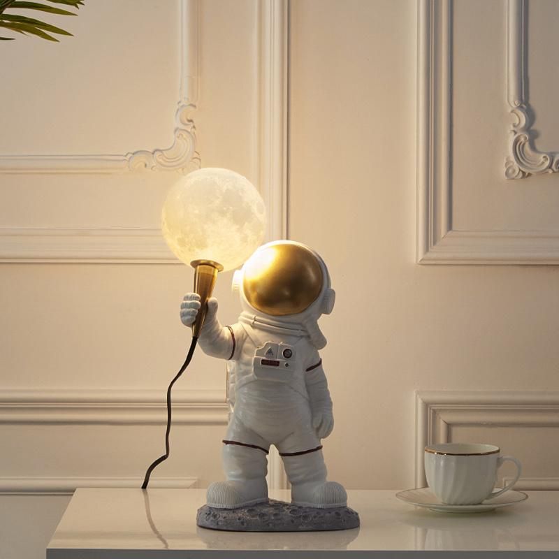 Nordic Astronaut Decoration Table Lamp Living Room Bedroom Bedside Table Lamp