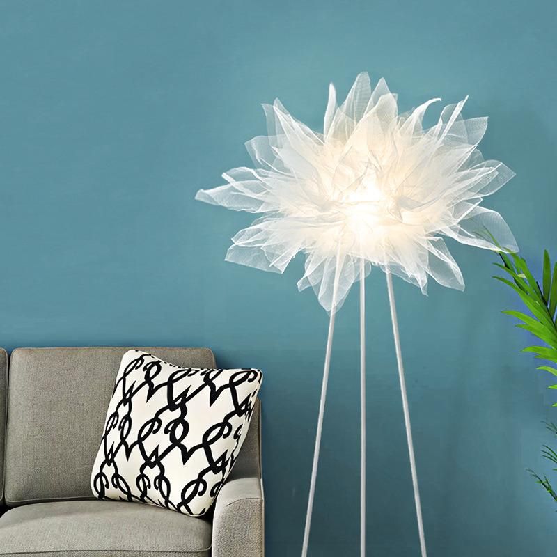 Nordic Fashion Floor Lamps Living Room Decoration Mesh Lampshade Modern Floor Light (WH-MFL-134)