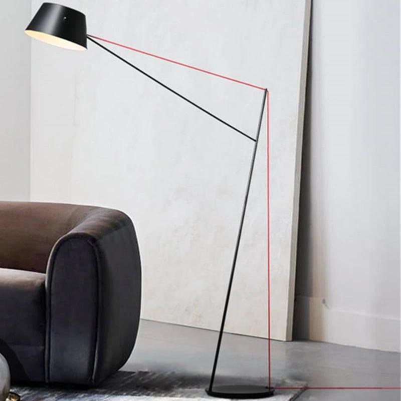 Postmodern Beautiful Lines Aluminum Shade Floor Lamp for Living Room Floor Lamp (WH-MFL-170)