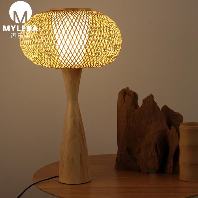 Chinese Style Garden Bamboo Table Light with Natural Wood Frame