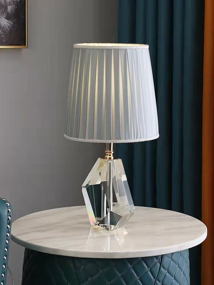 Simple and Modern Light Luxury Romantic Master Bedroom Crystal Lamp Bedroom Mood Creative Fashion Ins Bedside Lamp