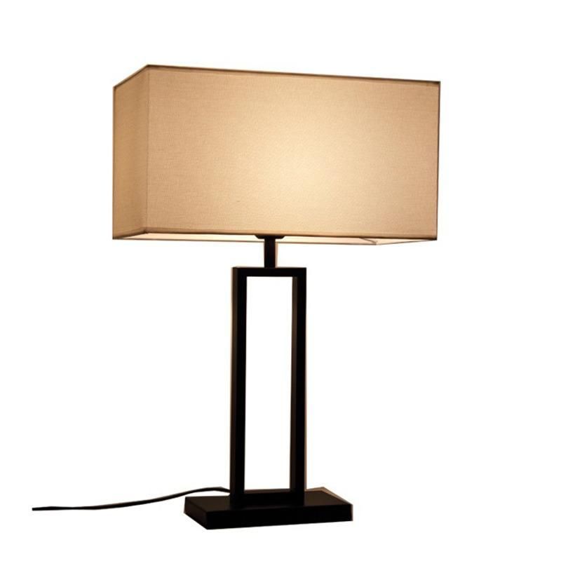Modern Customized Designer Floor Lamp Interior Decoration Metal Luxury Black Light Traditional Brass Iron Floor Lamp