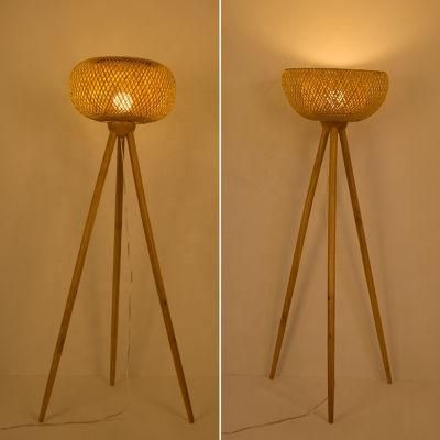Weaving Rattan Wicker Bamboo Floor Lamp for Living Room Minimalist Light (WH-WFL-16)