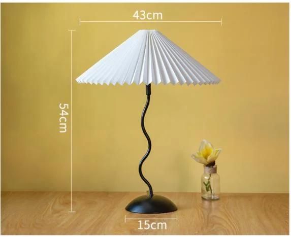 Retro Pleated Table Lamp Japanese Nordic Modern Minimalist Minimalist Living Room Bedroom Bedside Lamp Sofa Side