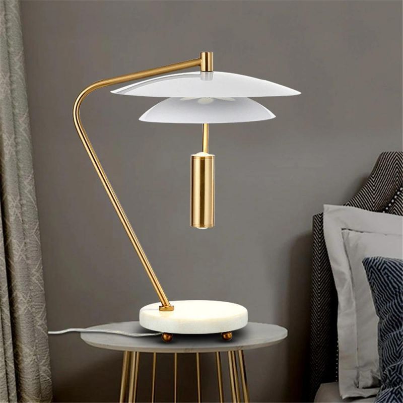 Living Room LED Desk Lamp Nordic Simple Fashion Bedside Bedroom Lamps Studio Home Decor Designer Table Lamps