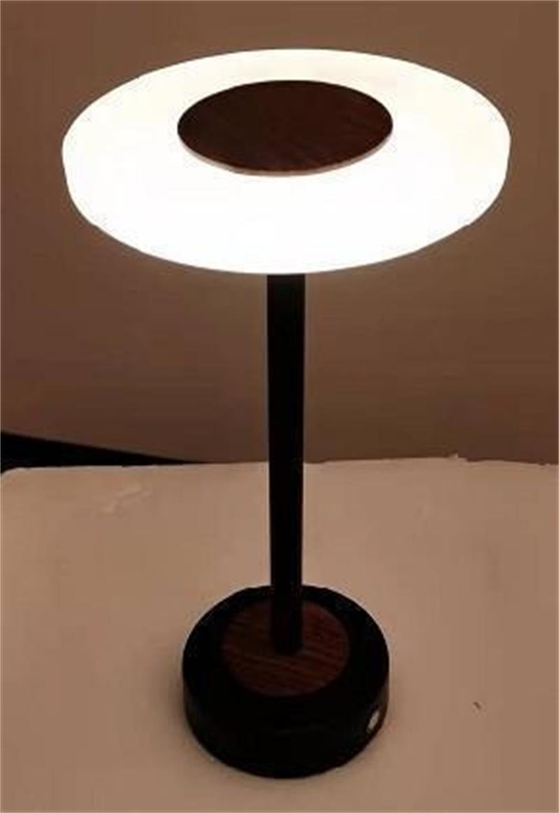 Adjustable Lamp Cap Metal Lamp Shade Anti Blue Light Table Lamp a Comfortable Moisturizing and Eye Protecting Night Lamp Is Essential at Home