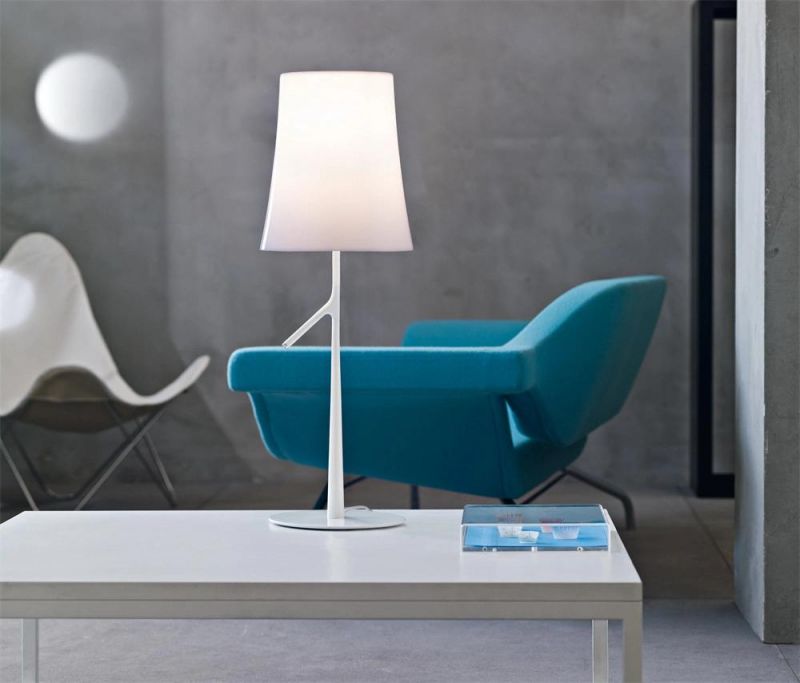 2022 Dimmable Touch Control with Warm White Colors LED Metal Battery Table Lamp