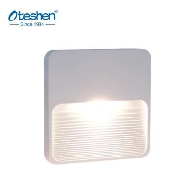 IP65 Slim and Modern Surface Mounted PC LED Wall Lamp