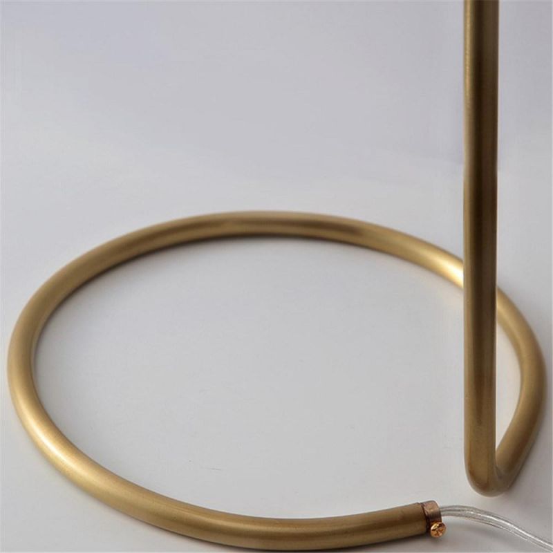 Modern Nordic Copper Plated Retro Table Lights Art Deco LED Desk Lamp Simple Study Reading Lamps Cafe Bedroom Bedside Table Lamp