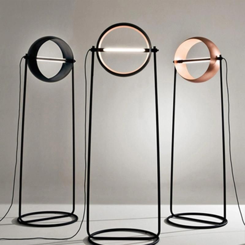 Designer Creative Metal Doll Modern LED Floor Lamp Modern Minimalist Study Living Room Floor Lamp (WH-MFL-101)