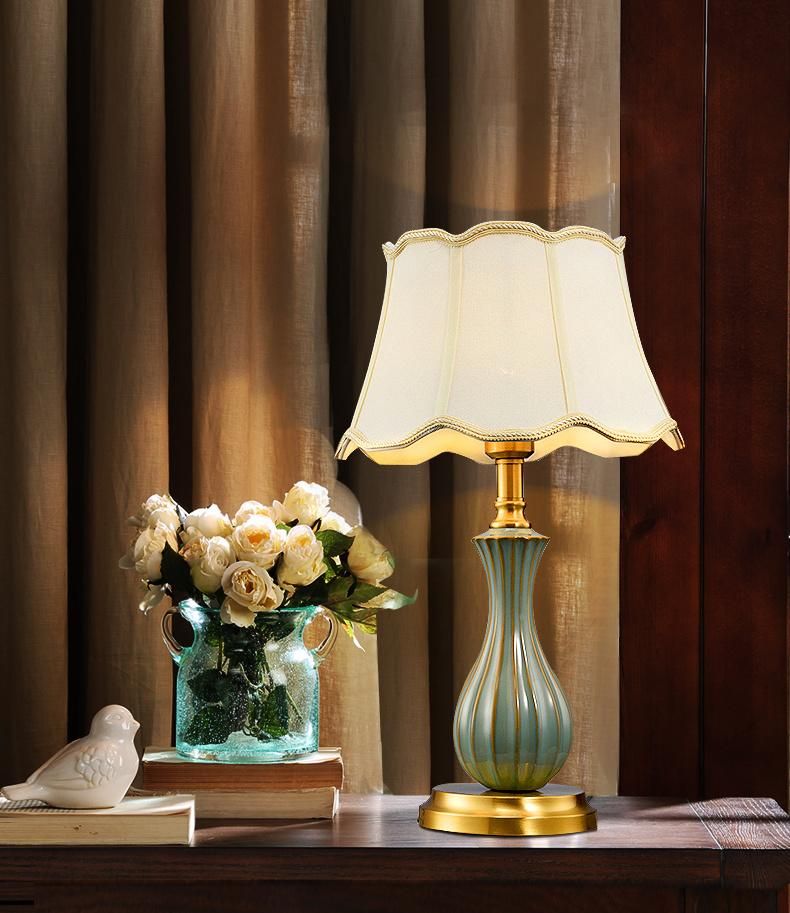 Modern Style 2020 New Design White Fabric Holder E27 Ceramic Table Lamp