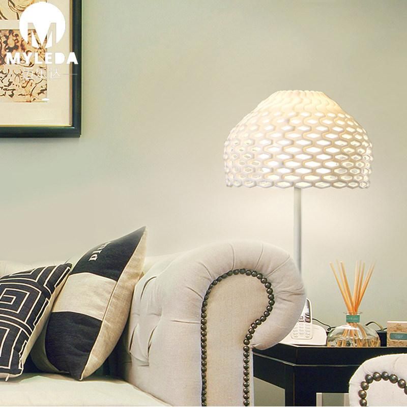 Nordic Acrylic Lampshade Living Room Pine Cone Table Lamp