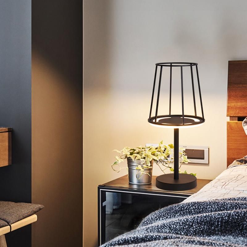 Creative Hollow out Table Lamp Metal Bedside Lamp Nightstand Lamp