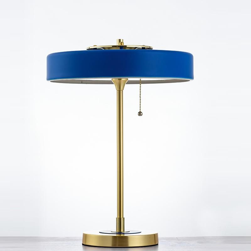 Office Table Lamp Modern Decorative Luminous Metal Desk Lamp for Bedroom
