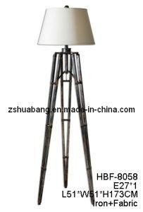 New Creative Iron Three Legs Floor Lamp with White Shade (HBF-8058)