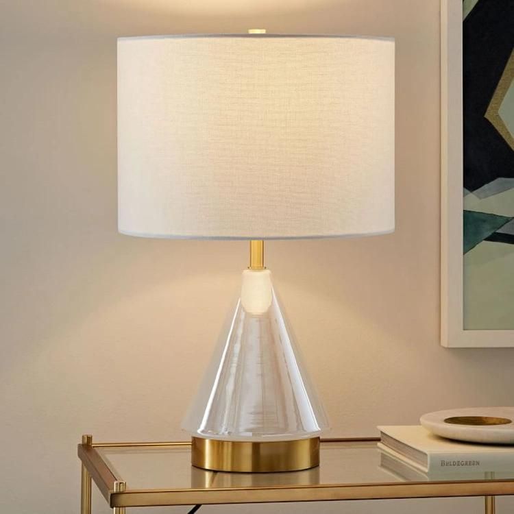 Modern Simplicity Nordic Style Lamp USB Charging Function Desk Lamp Hotel Room Resin Base Lamp