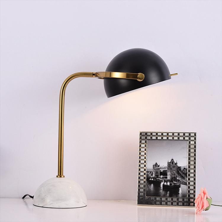 High Quality Elegant LED Desk Reading Lamp for Living Room or Reading Room