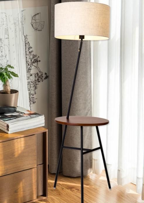 Simple Modern Solid Wood Creative American Vertical Floor Lamp for Wholesale