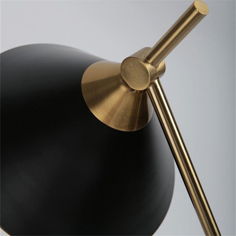 Modern Luxury Vintage LED Desk Lamp Creative Nordic Simple Study Desk Light Bedroom Bedside Lamp Living Room Table Lamps