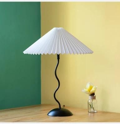 Retro Pleated Table Lamp Japanese Nordic Modern Minimalist Minimalist Living Room Bedroom Bedside Lamp Sofa Side